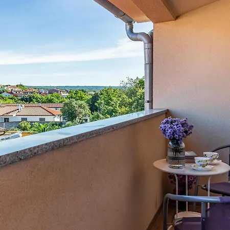 Casa vacanze Stunning In Betiga With Kitchen