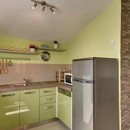Nyaraló Stunning In Betiga With Kitchen
